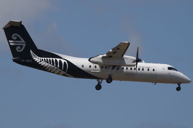 de Havilland Dash 8-300 (ZK-NEQ)