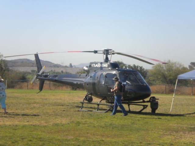 Eurocopter AS-350 AStar (N925TV)