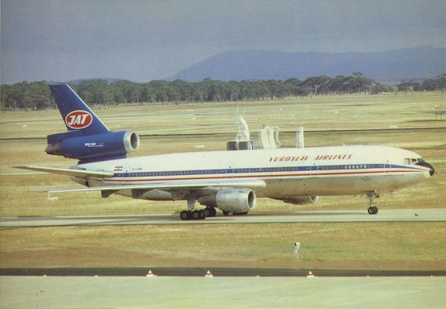 McDonnell Douglas DC-10 (YU-AMB) - scanned from postcardbr /Yugoslav airlines