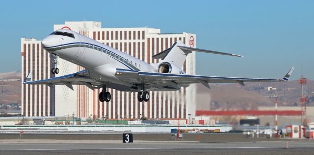 Bombardier Global Express (N2MG) - On the climb off 16L during a midmorning departure today. An absolutely breathtaking aircraft.