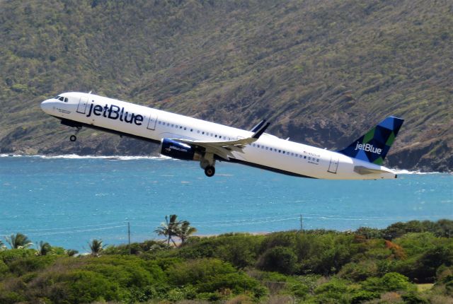 Airbus A321 (N929JB)