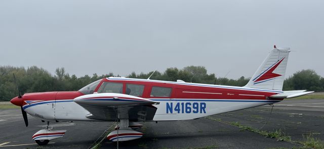Piper Saratoga (N4169R)