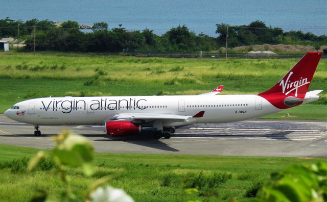 Airbus A330-300 (G-VRAY)