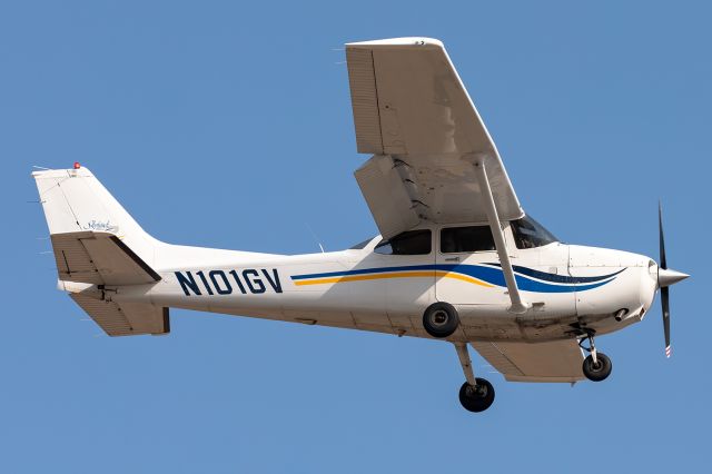 Cessna Skyhawk (N101GV)