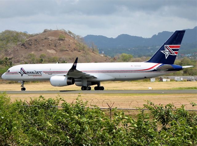 Boeing 757-200 (N286GB)