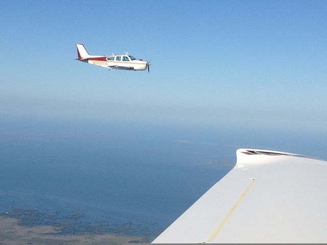 Beechcraft Bonanza (33) (N300SA)