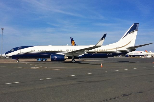 Boeing 737-900 (HZ-ATR) - Special visit to Boston.  Nice paint on Al-Atheer Aviation