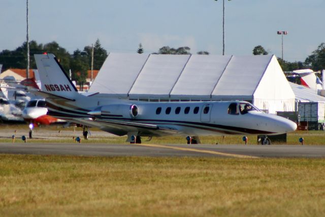 Cessna 551 Citation 2SP (N69AH) - Lining up to depart rwy 07 on 23-Oct-14.