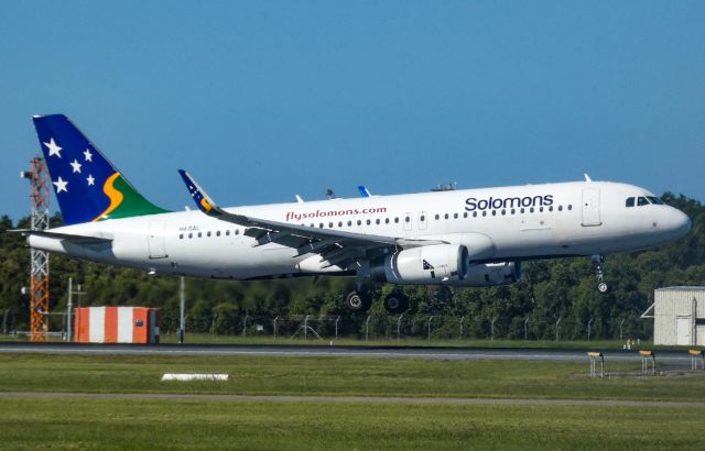 Airbus A320 (H4-SAL)