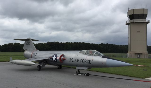 Canadair CL-201 Starfighter —