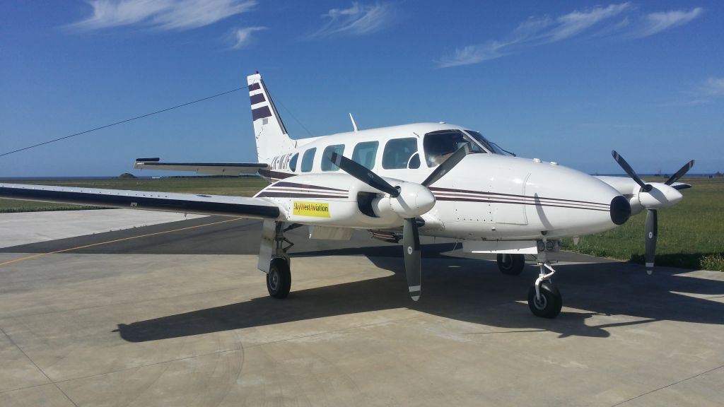 Piper Navajo (ZK-MJF)