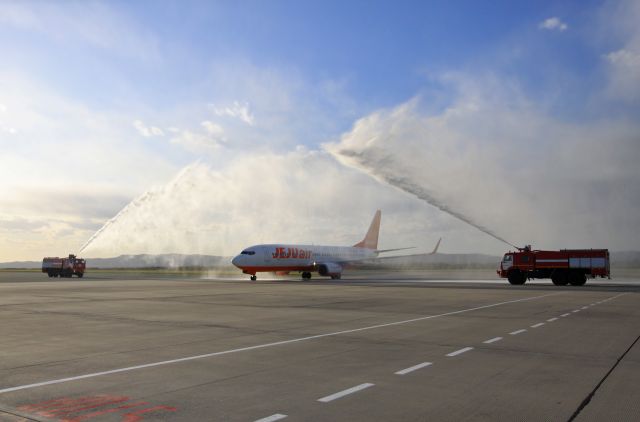Boeing 737-800 (HL8050) - first flight of Jeju Air to UHWW
