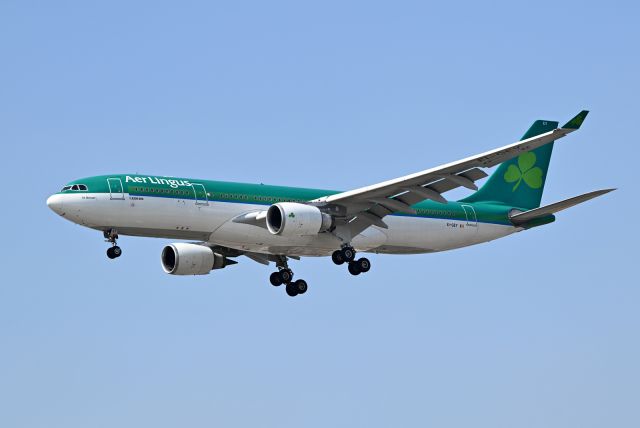 Airbus A330-200 (EI-GEY)