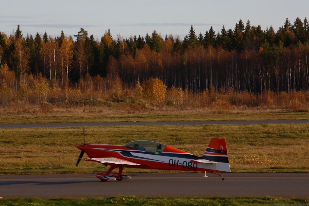 EXTRA EA-300 (OH-OBO)