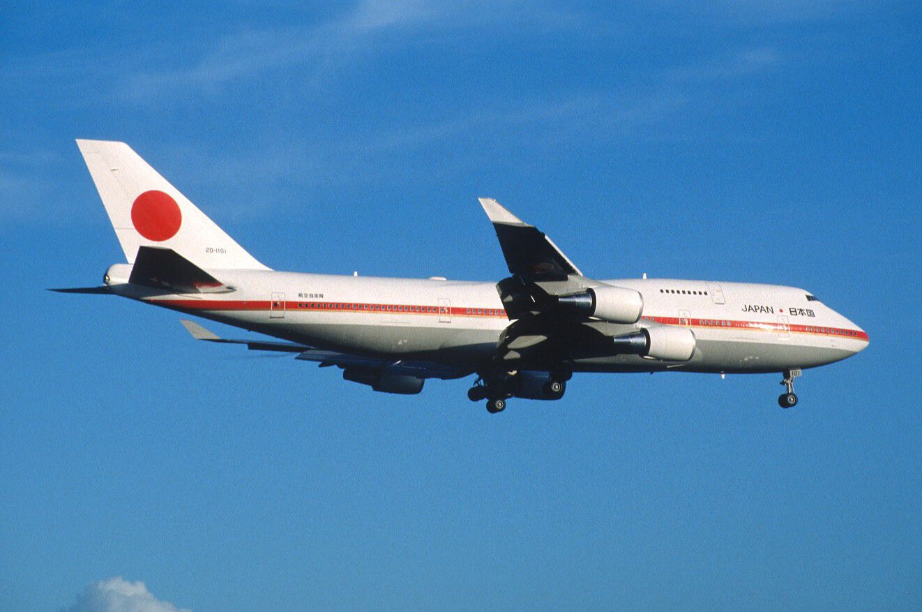 Boeing 747-400 (20-1101) - Final Approach to Tokyo-Haneda Intl Airport Rwy16L on 1999/09/14