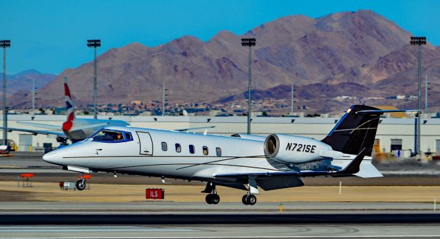 Learjet 60 (N721SE) - N721SE 1999 Learjet 60 s/n 168 - Las Vegas - McCarran International (LAS / KLAS)br /USA - Nevada, November 29, 2015br /Photo: Tomás Del Coro