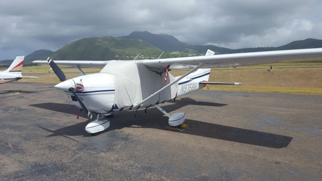 Cessna Skylane (N9758H)