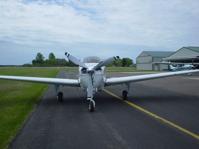 Beechcraft Bonanza (36) (N2092W)