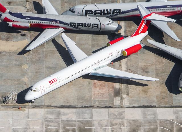 McDonnell Douglas MD-80 (HI1041) - New Airline (Red Air)