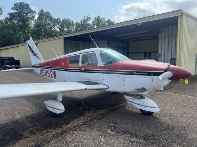 Piper Cherokee (N5982W)