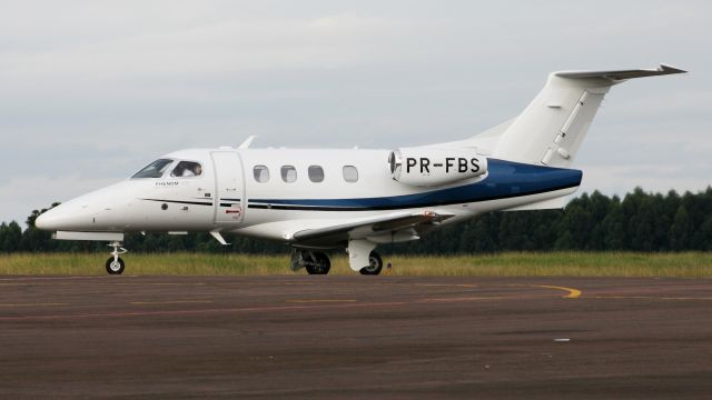 Embraer Phenom 100 (PR-FBS)