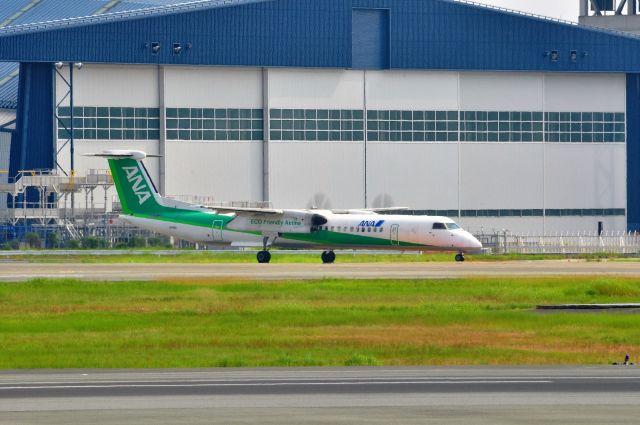 de Havilland Dash 8-400 (JA856A)