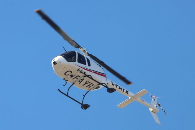 Bell 505 (C-FAYR) - C-FAYR Bell 505 Jet Ranger X Bell Textron Canada Altitude 348 Mètres. Vitesse 202 KM/H. Survolant la ville de Lavaltrie QC. Le 13-04-2025 à 14:53.