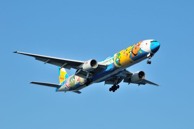 BOEING 777-300 (JA754A) - 2013/4/13