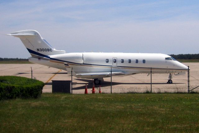 Bombardier Challenger 300 (N300BC) - 07-Jun-07