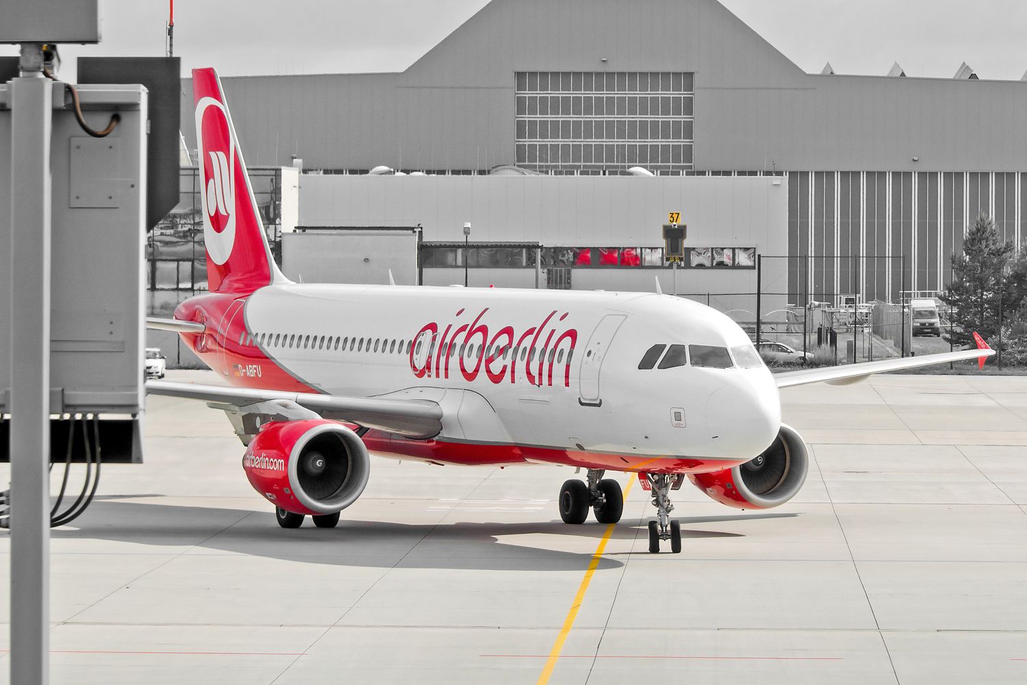 Airbus A320 (D-ABFU)