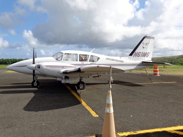 Piper Aztec (N61MG)