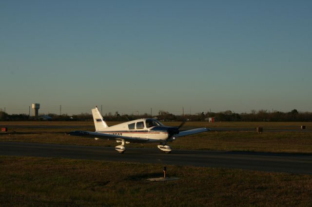 Piper Cherokee (N1750T)