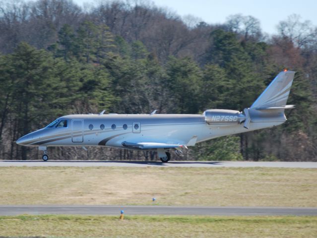 IAI Gulfstream G150 (N275SC) - SOUTHERN CROSS AIRCRAFT LLC arriving runway 2 at KJQF - 2/1/13