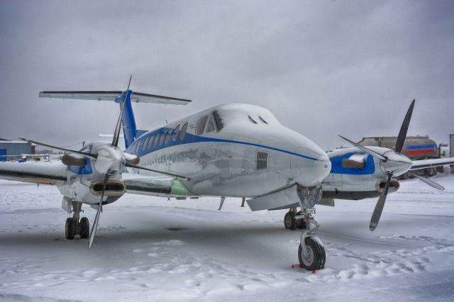 Beechcraft Super King Air 350 (N881UP)