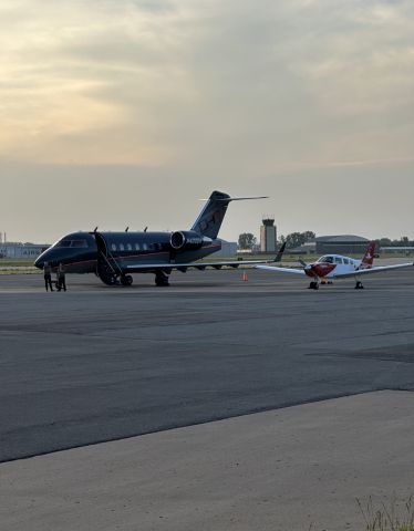 Piper Cherokee (N611SC)