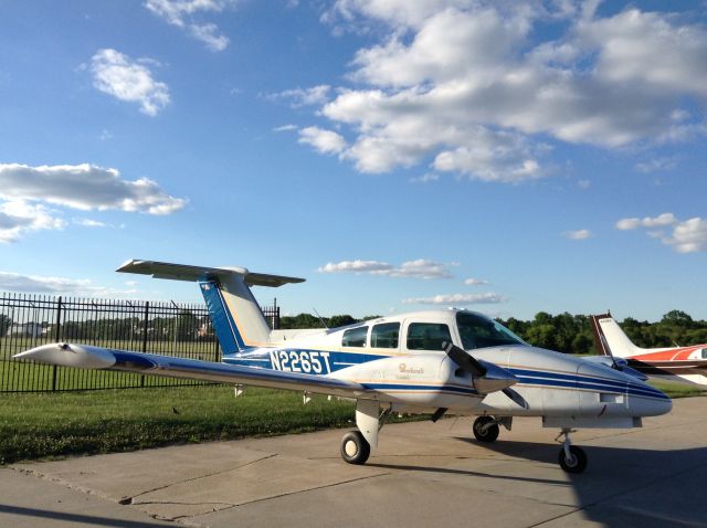 Beechcraft Duchess (N2265T)