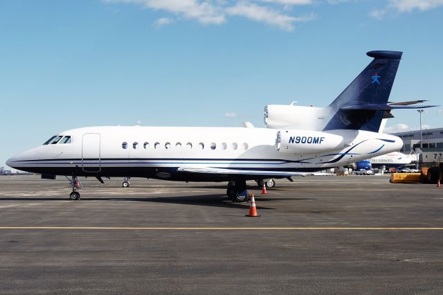 Dassault Falcon 900 (N900MF)