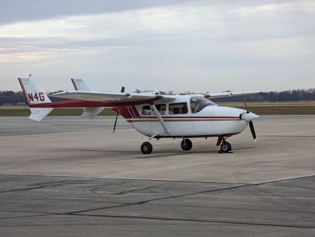 N4G — - Morning breakfast at The Hangar, Columbus Indiana