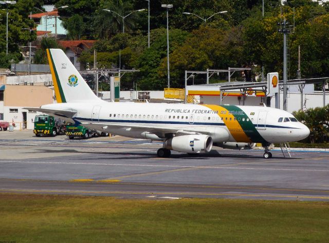 Airbus A319 (FAB2101)