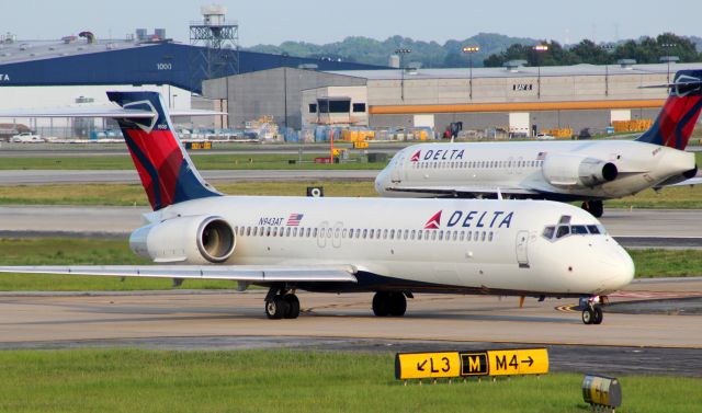 Boeing 717-200 (N943AT)