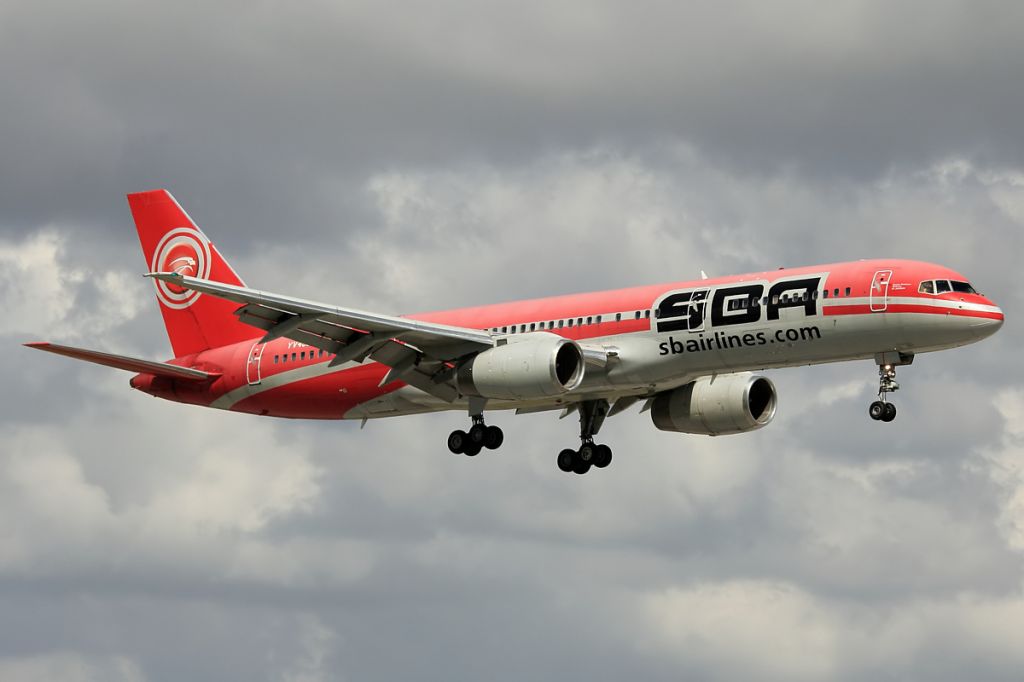 BOEING 767-200 (YV-450T)