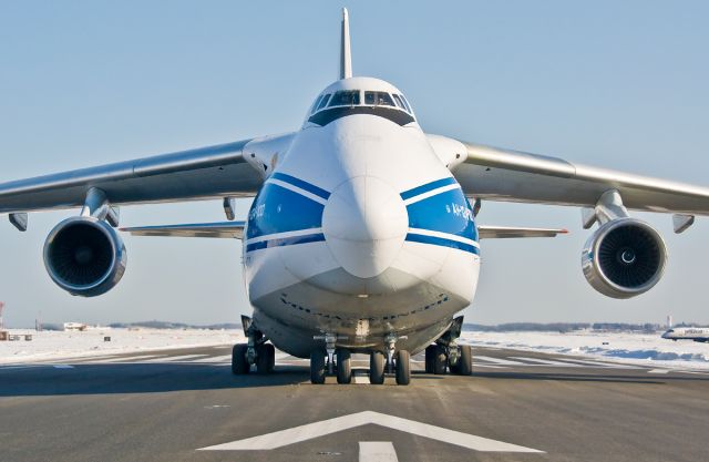 Antonov An-124 Ruslan (RA-82078) - Big man on campus