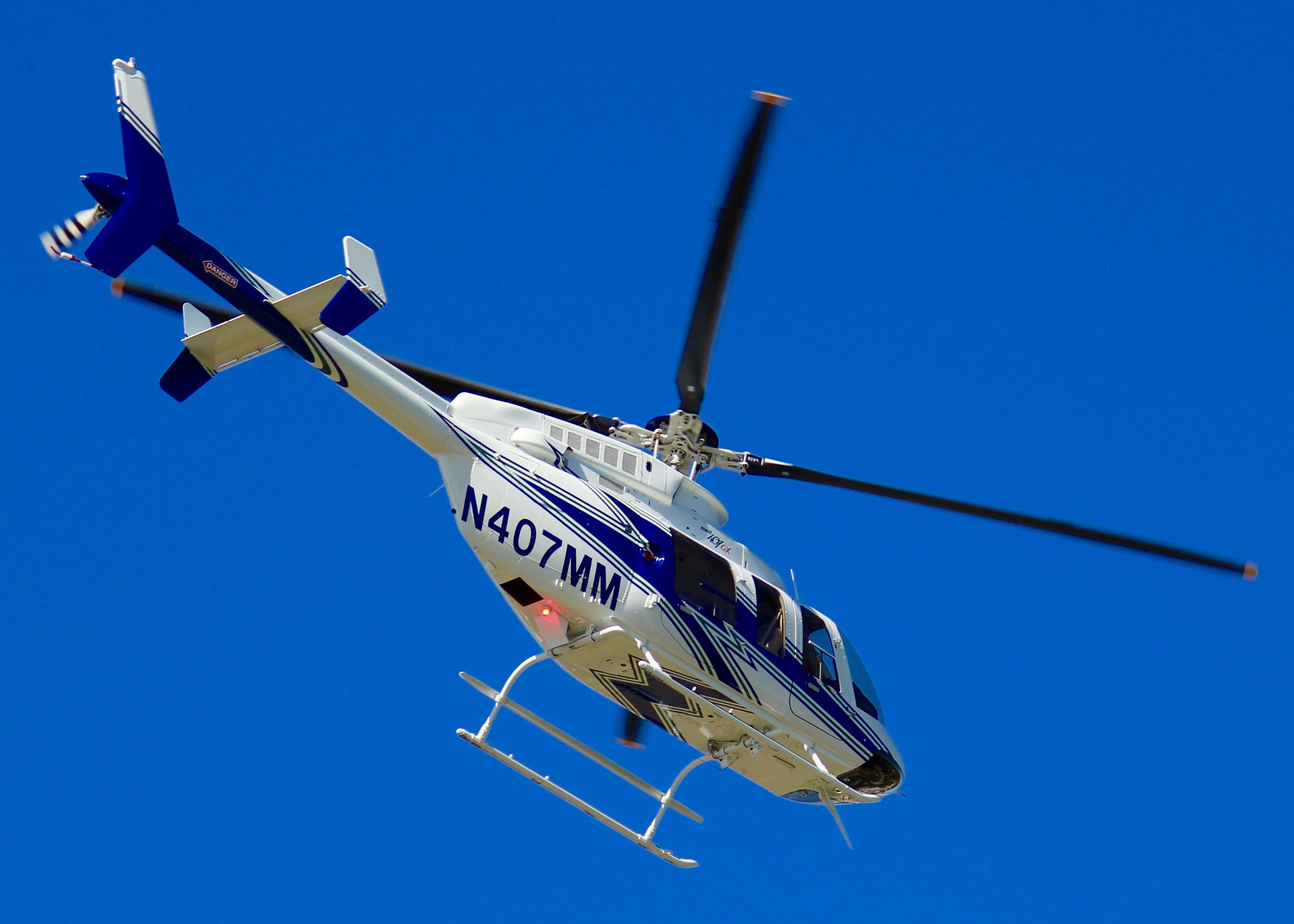 Bell 407 (N407MM) - At Shreveport Regional.