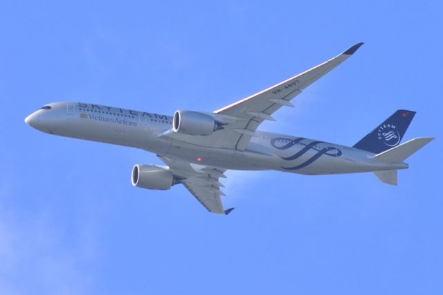 Airbus A350-900 (VNA-897)