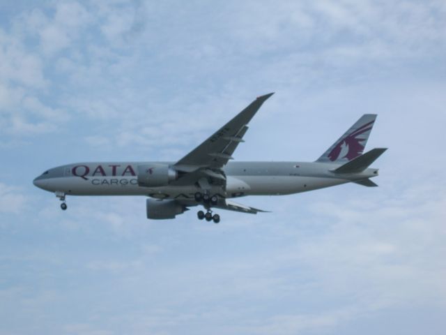 Boeing 777-200 (A7-BTA)