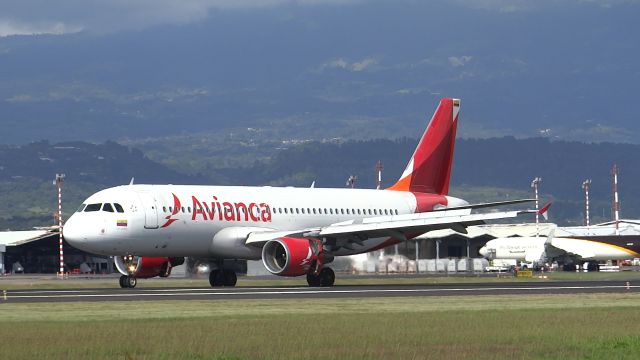 N664AV —