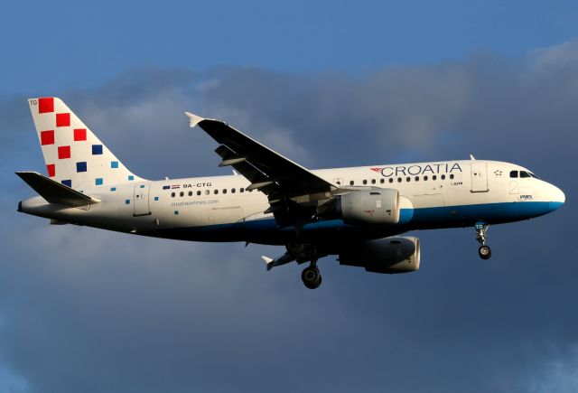 Airbus A319 (9A-CTG)