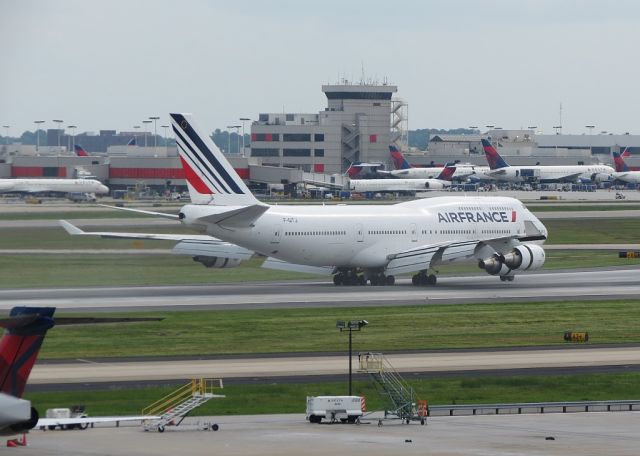 Boeing 747-200 (F-GITJ)