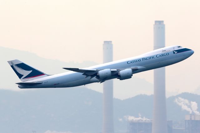 BOEING 747-8 (B-LJF)