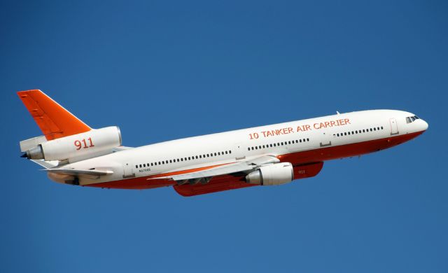 McDonnell Douglas DC-10 (N17085) - Tanker 911 lifts off and heads north to the Bagley Fire Complex in Shasta County.